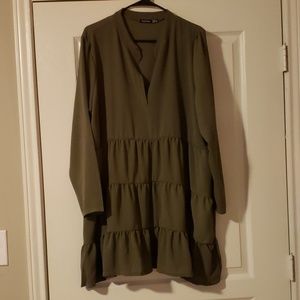 ❤ Boohoo Plus Dress ❤